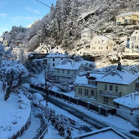Floor With Mountain View, Terrace 22sqm, Free Parking Apartment *