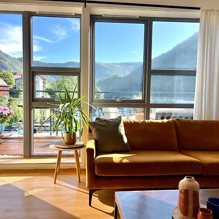 Apartment Floor With Mountain View, Terrace 22sqm, Free Parking