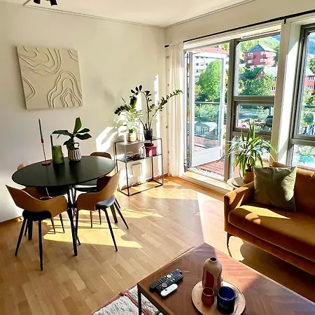 Floor With Mountain View, Terrace 22sqm, Free Parking Apartment *