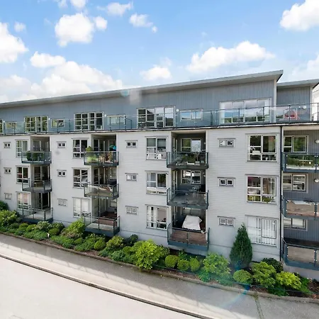 شقة Modern With Terrace & Scenic Views, Free Parking برغن