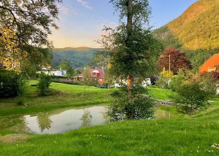 Floor With Mountain View, Terrace 22sqm, Free Parking Lägenhet