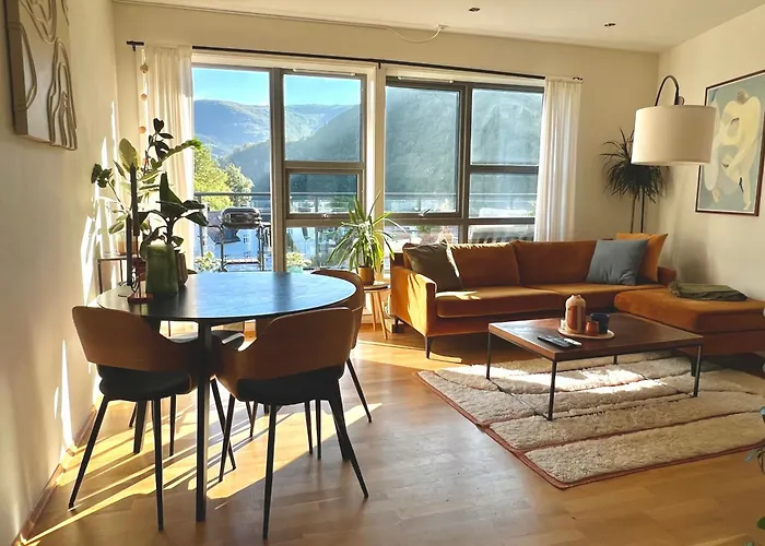 Floor With Mountain View, Terrace 22sqm, Free Parking Берген